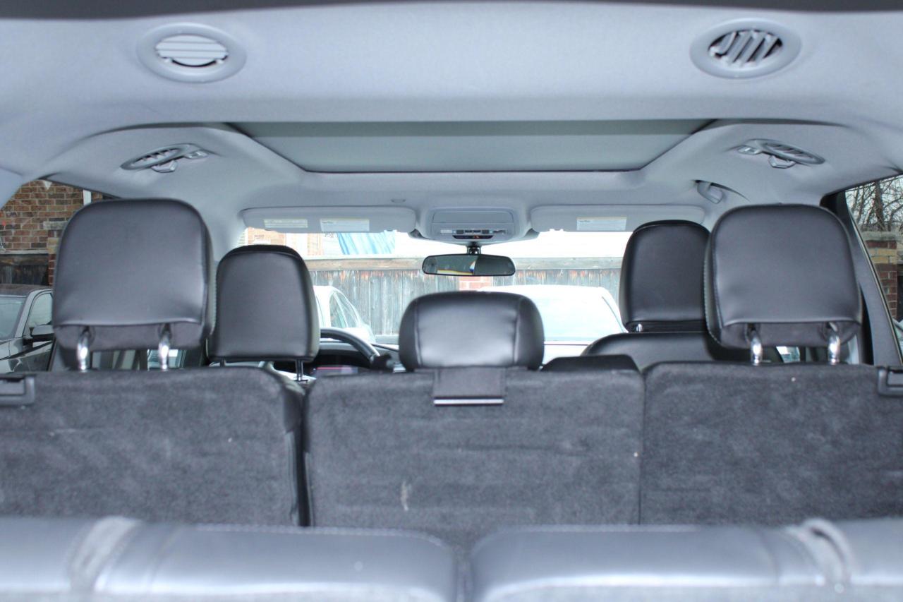 2023 Ford Explorer XLT 4WD - Photo #16