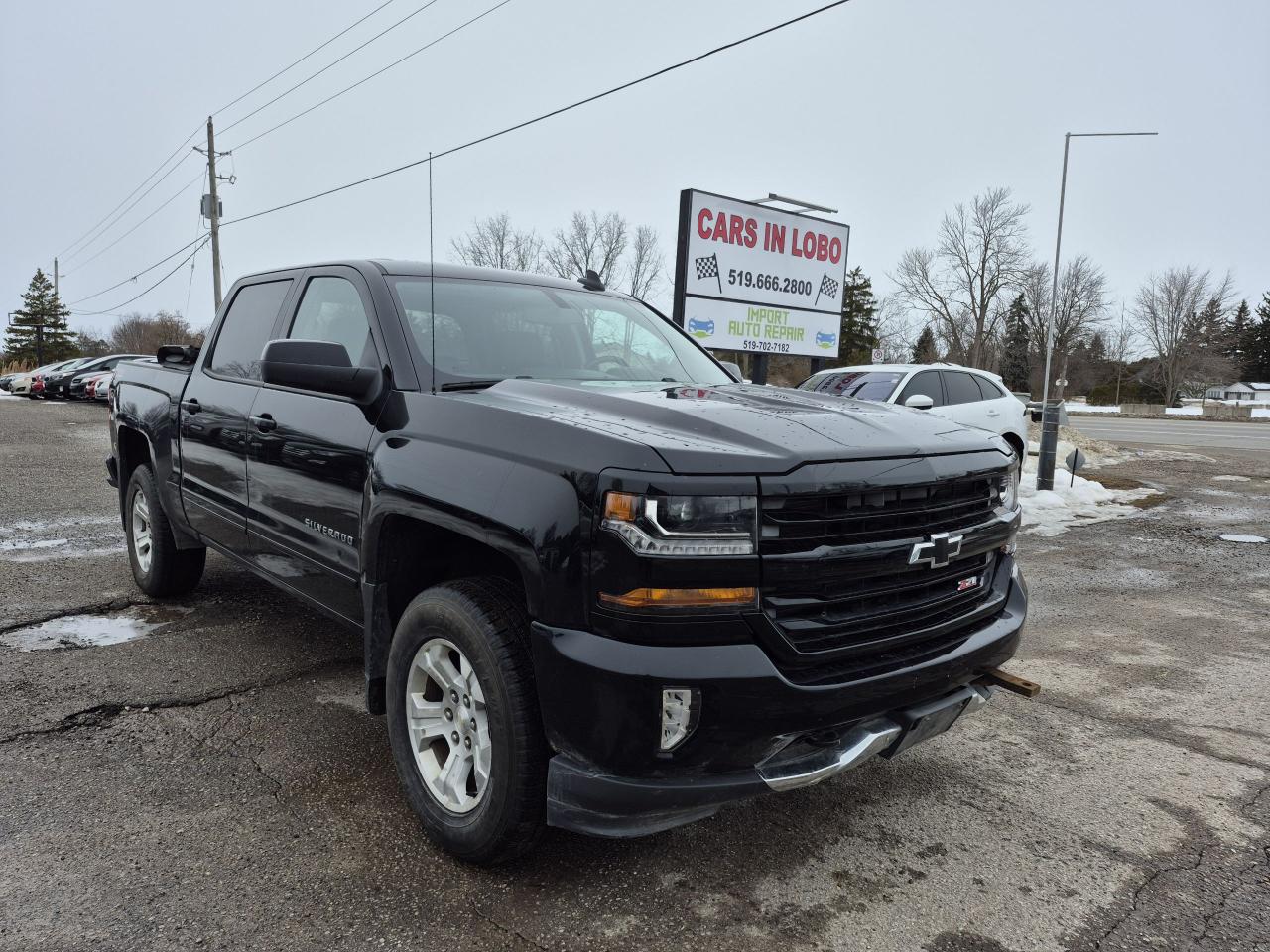 Used 2017 Chevrolet Silverado 1500 4WD Crew Cab LT for sale in Komoka, ON