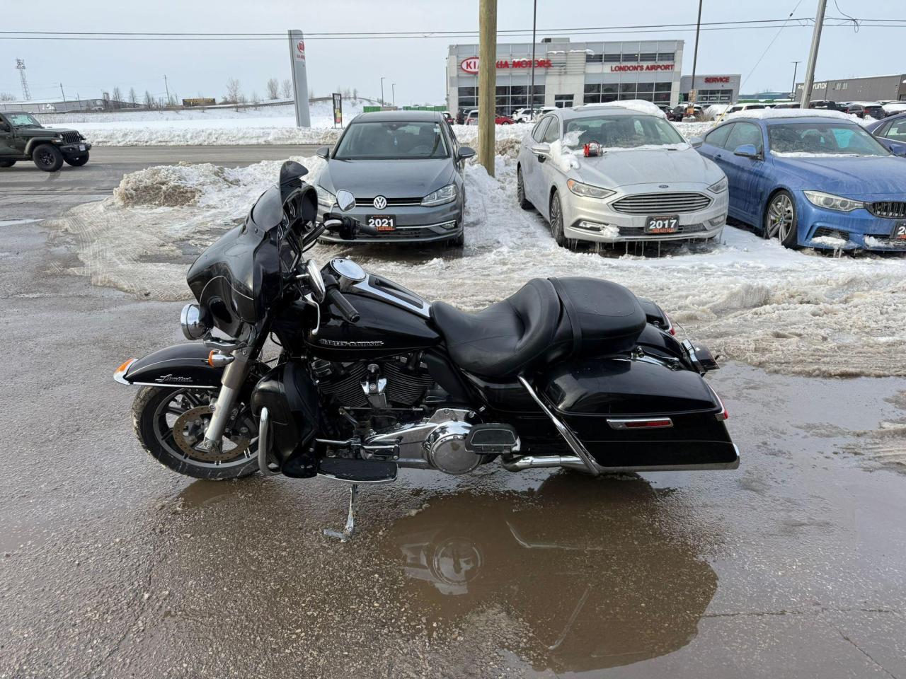 2017 Harley-Davidson FLHTK Electra Glide Ultra Limited 107CI, 6 SPEED, EXHAUST, UPGRADES, AS IS SPECIAL - Photo #2