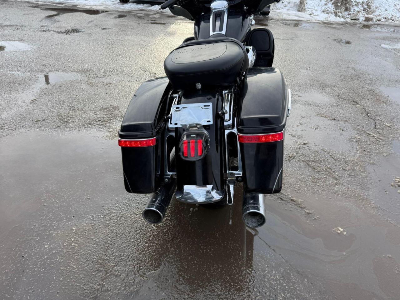 2017 Harley-Davidson FLHTK Electra Glide Ultra Limited 107CI, 6 SPEED, EXHAUST, UPGRADES, AS IS SPECIAL - Photo #5