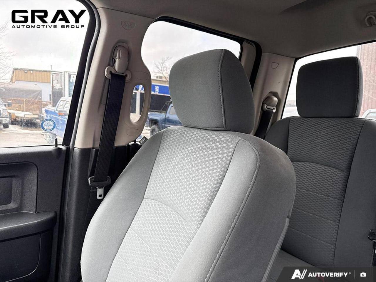 2013 RAM 1500 ST/6.4' Box/RWD/CERTIFIED Photo