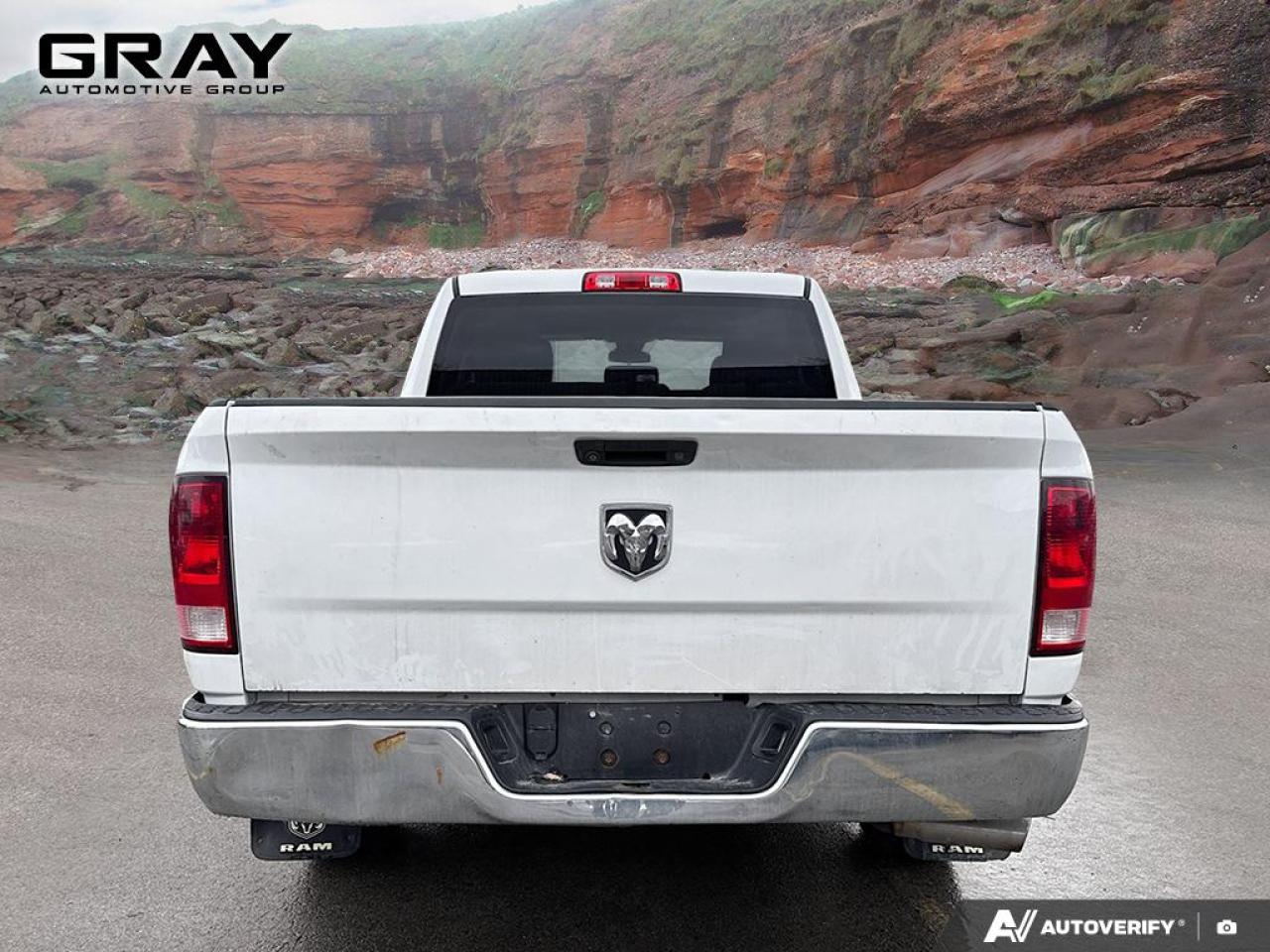 2013 RAM 1500 ST/6.4' Box/RWD/CERTIFIED Photo3