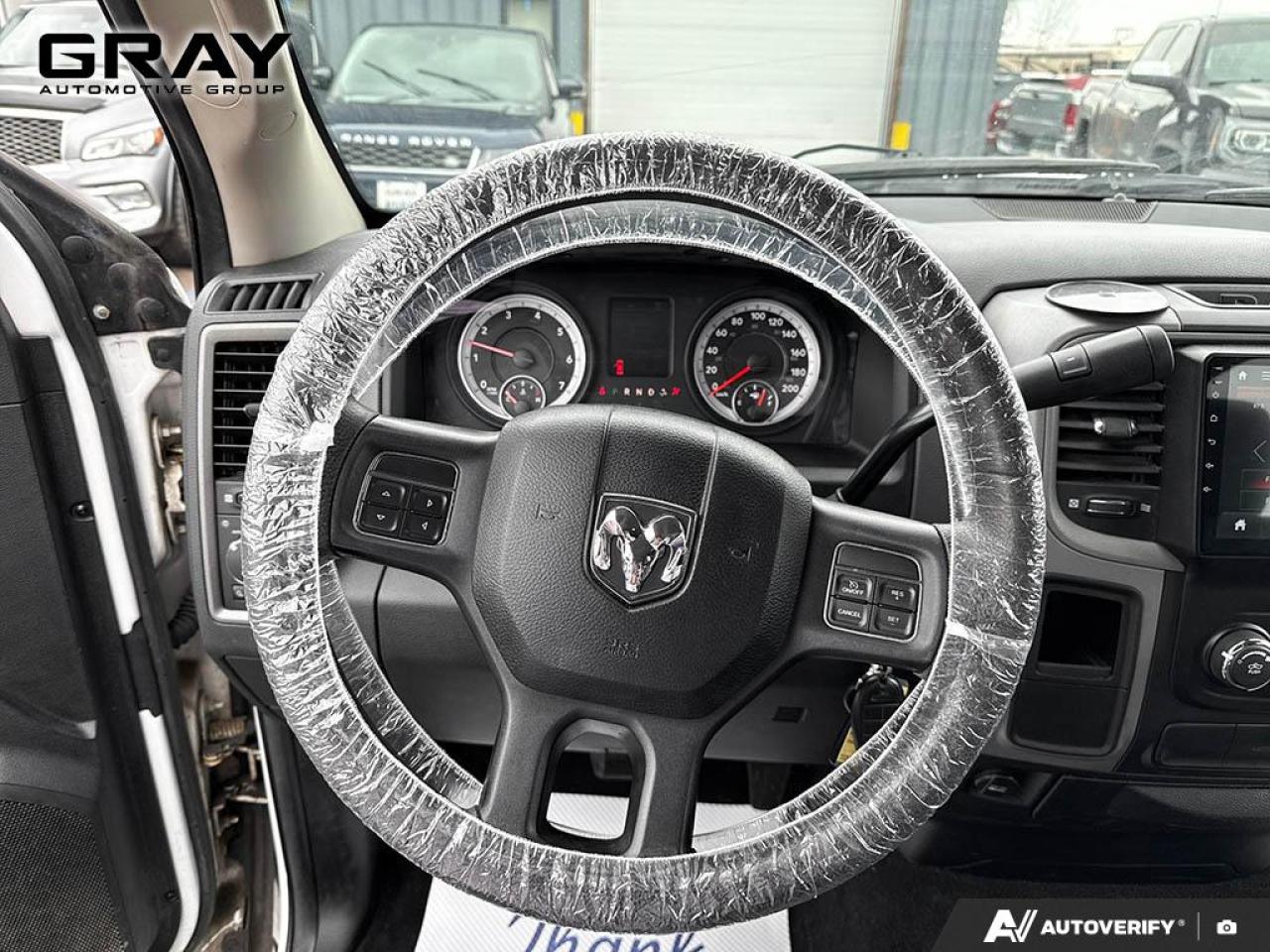 2013 RAM 1500 ST/6.4' Box/RWD/CERTIFIED Photo