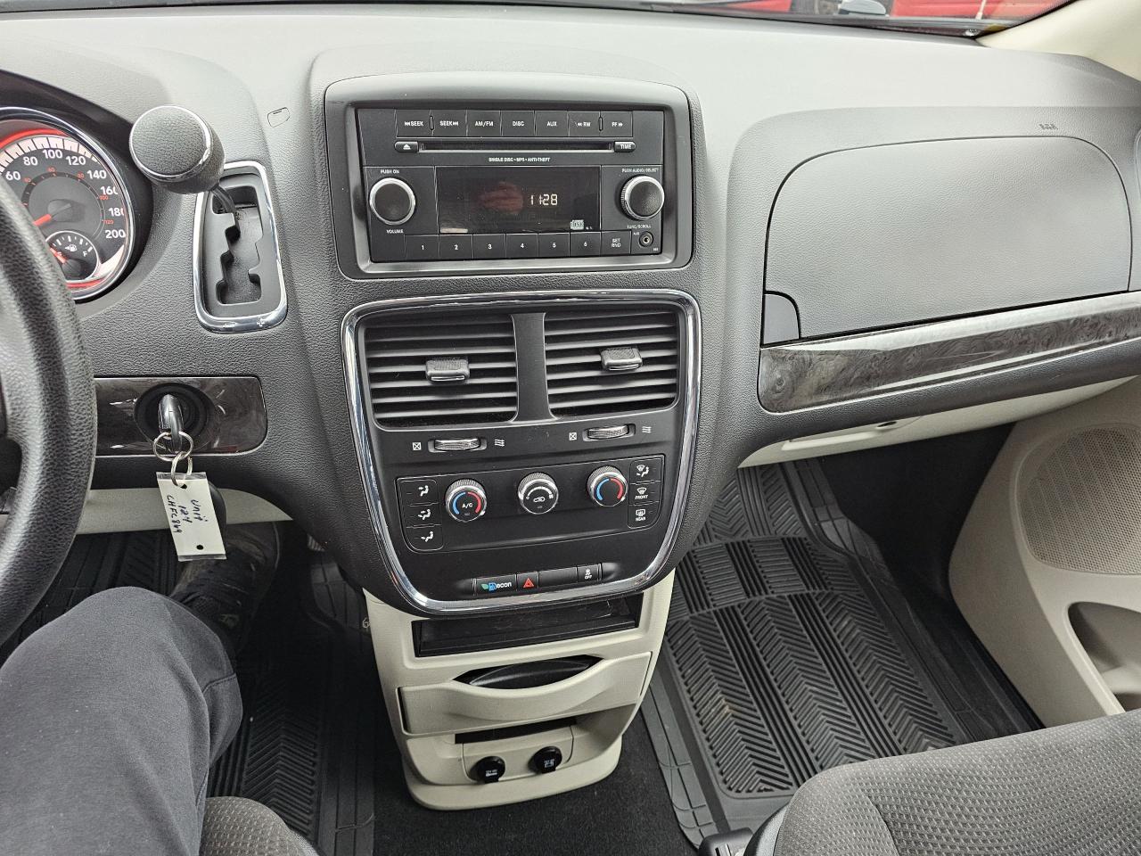 2018 Dodge Grand Caravan 7 PASS/STO&GO/ACCIDENT FREE/1 YR POWER TRAIN WARR - Photo #14