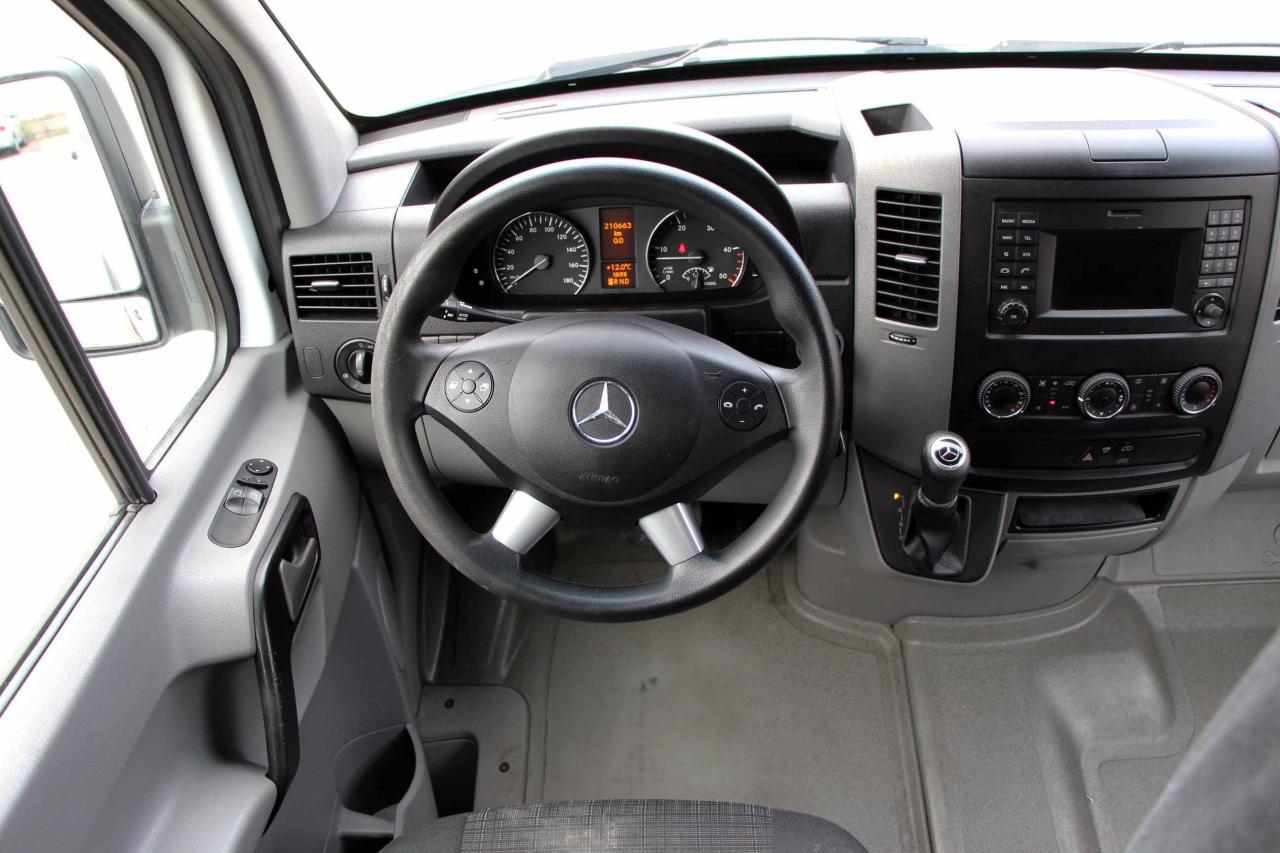 2016 Mercedes-Benz Sprinter 2500 - Photo #19