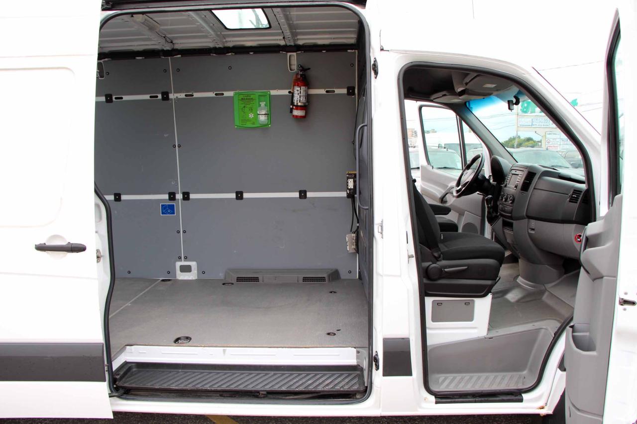 2016 Mercedes-Benz Sprinter 2500 - Photo #12