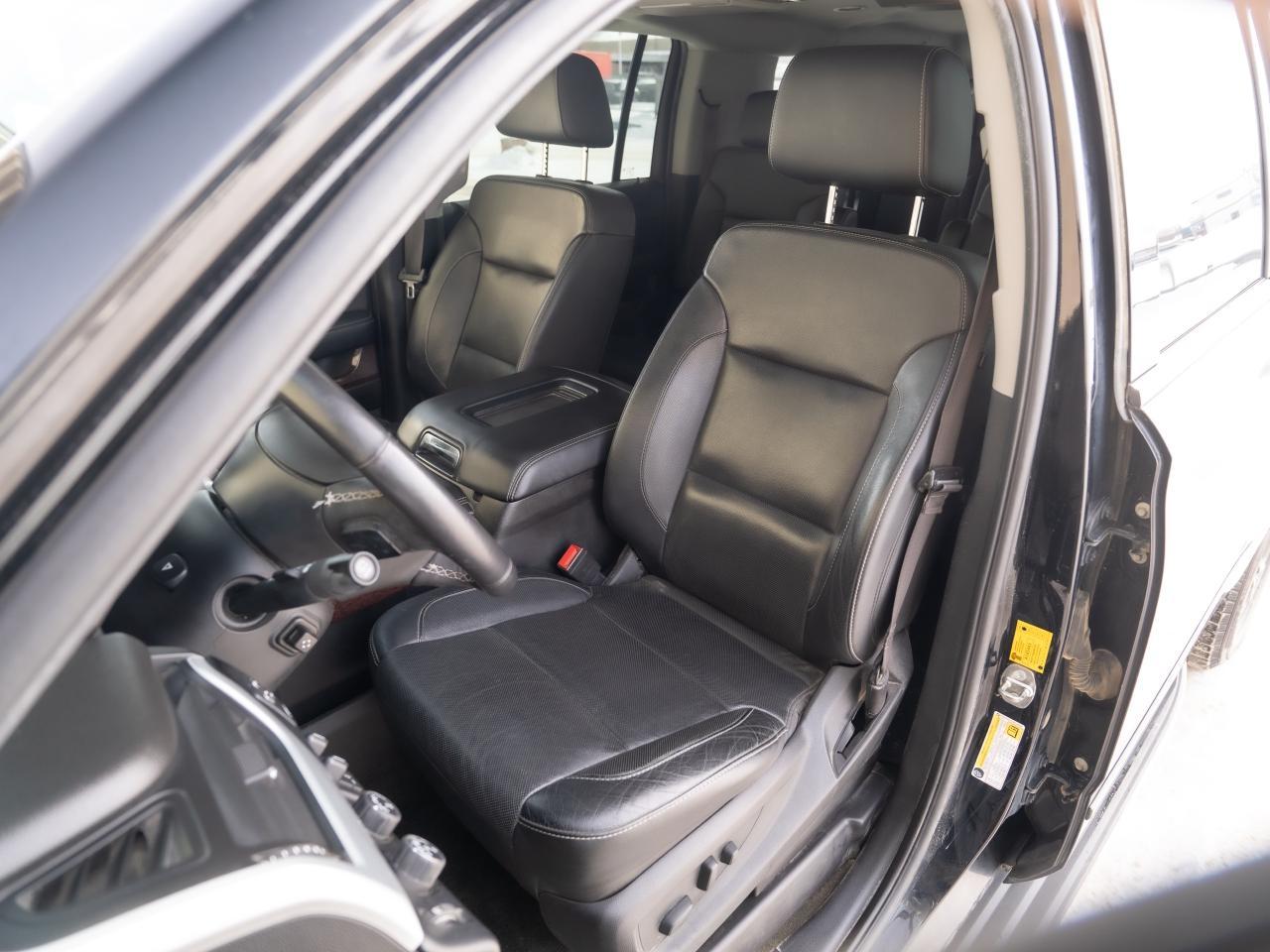 2018 GMC Yukon XL  - Photo #10