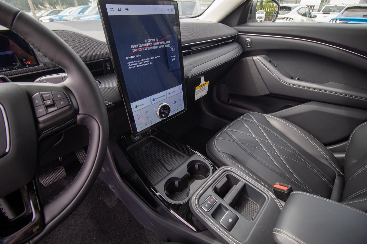 2025 Ford Mustang Mach-E Select AWD Extended Range Photo5