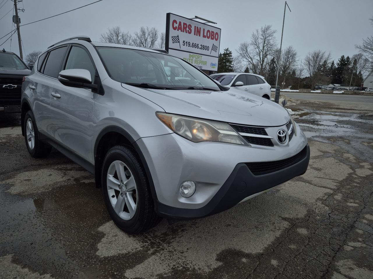 Used 2013 Toyota RAV4 AWD XLE for sale in Komoka, ON