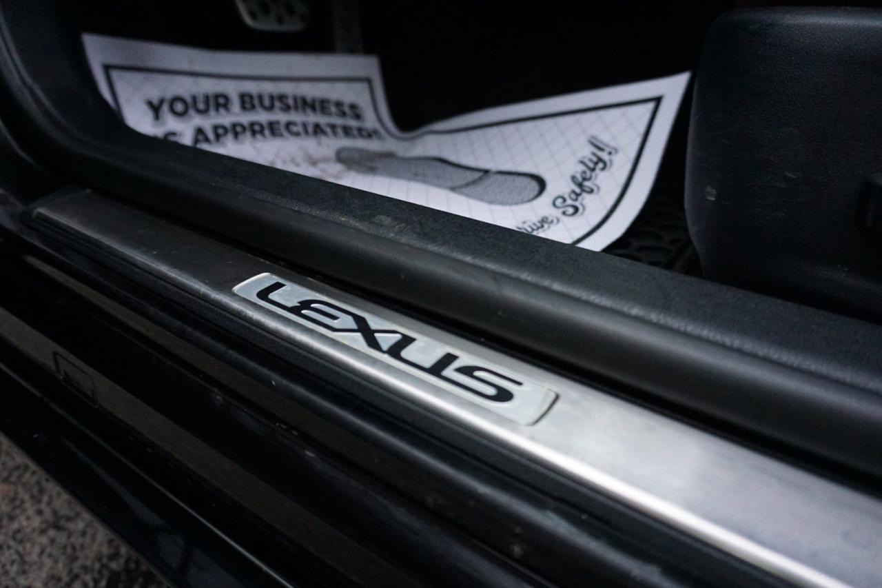 2016 Lexus IS 300 F-SPORT AWD CERTIFIED *LEXUS MAINTAIN* NAV CAMERA BLUETOOTH LEATHER HEAT/COOL SEATS SUNROOF CRUISE ALLOYS - Photo #45