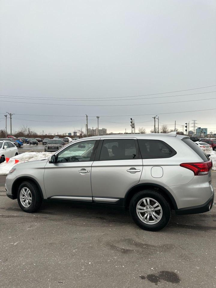 2018 Mitsubishi Outlander SE AWC - Photo #3