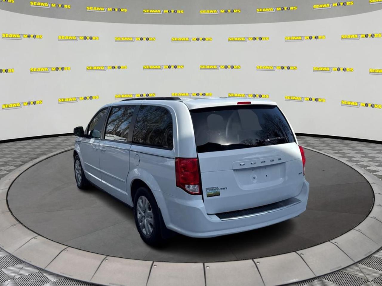 2017 Dodge Grand Caravan CVP/SXT - Photo #5