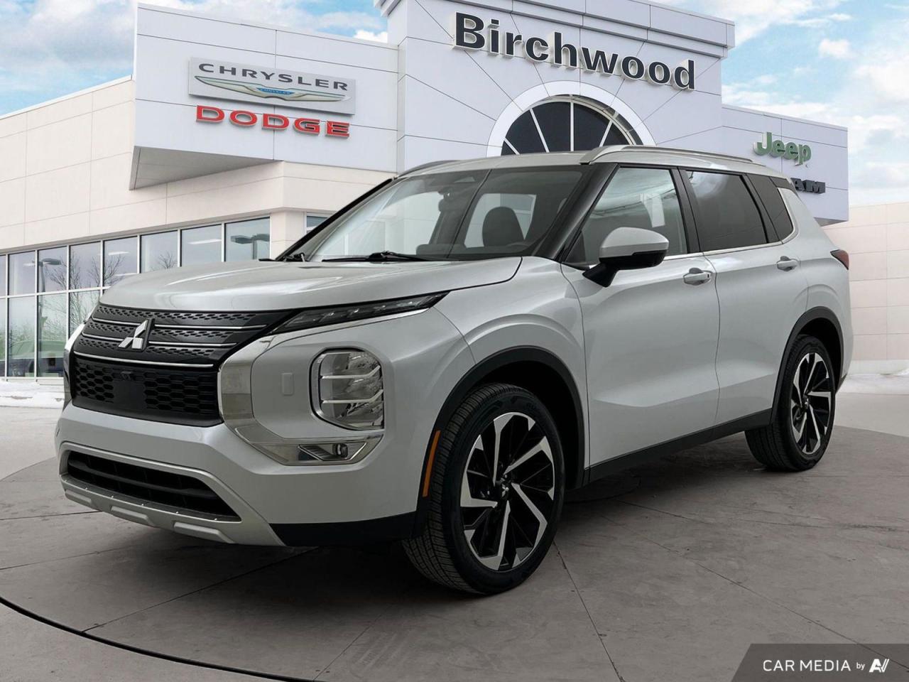 Used 2022 Mitsubishi Outlander LE Premium 5.99% O.A.C for sale in Winnipeg, MB