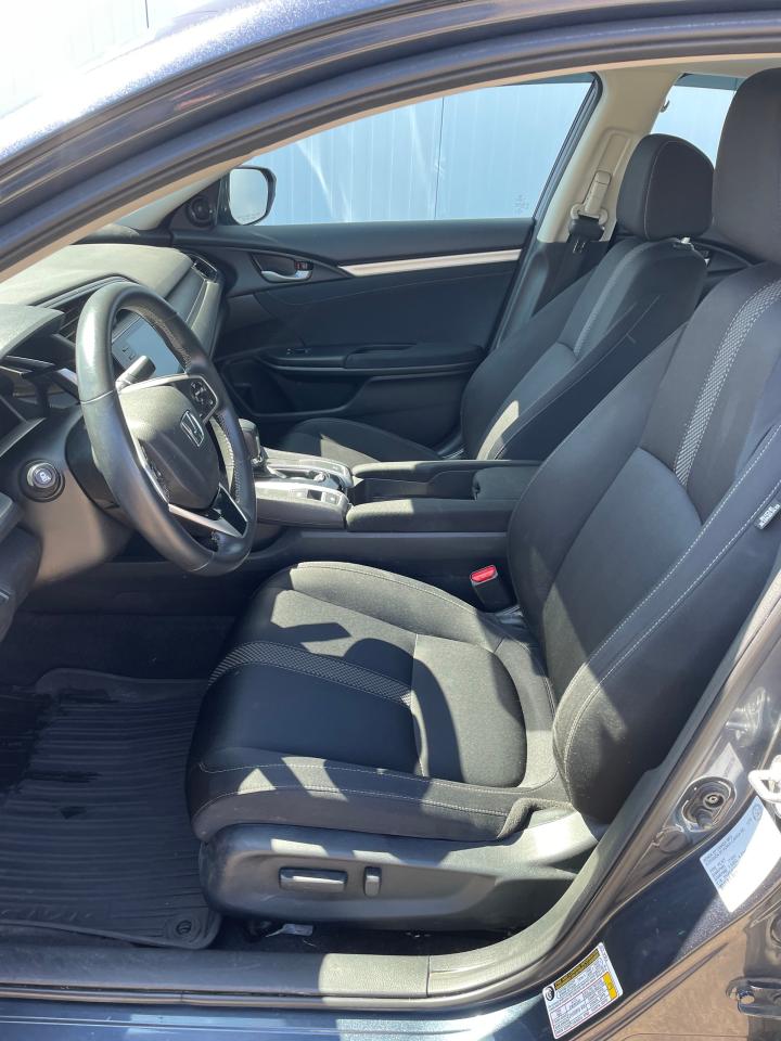2021 Honda Civic 4D EX CVT Photo