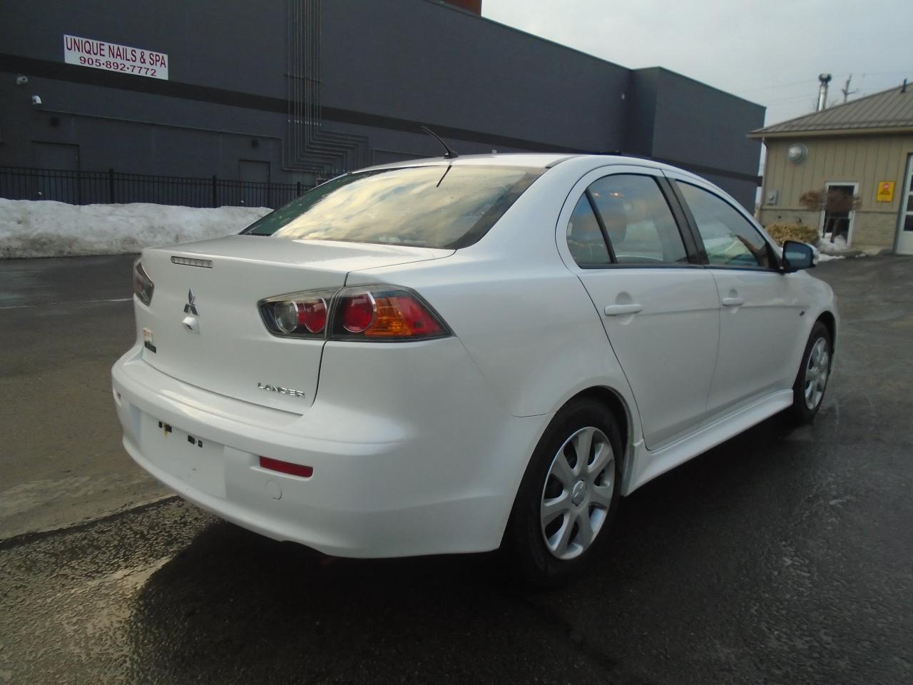 2017 Mitsubishi Lancer 4dr Sdn CVT ES FWD - Photo #3