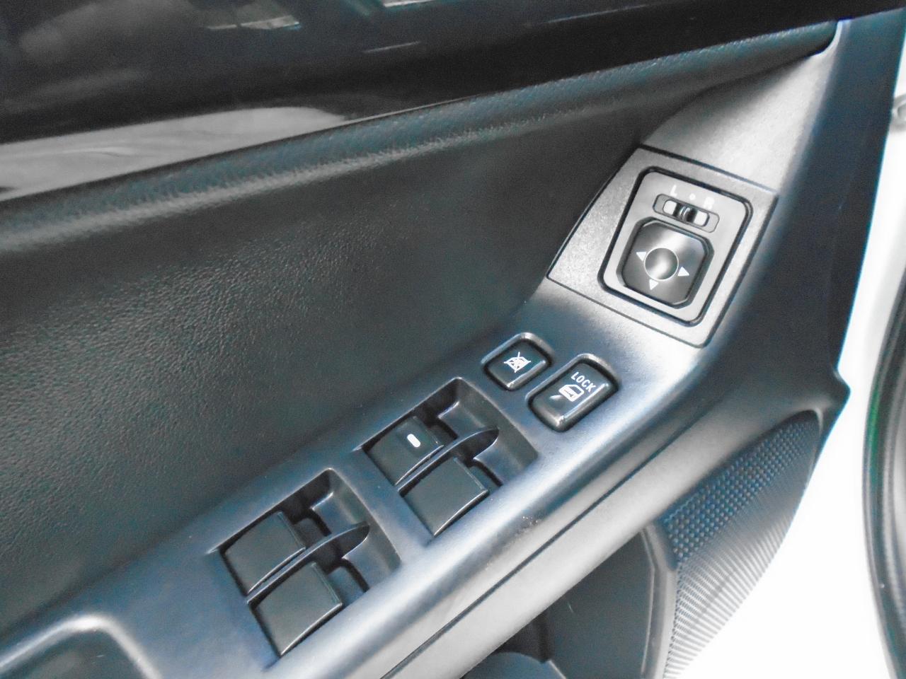 2017 Mitsubishi Lancer 4dr Sdn CVT ES FWD - Photo #8