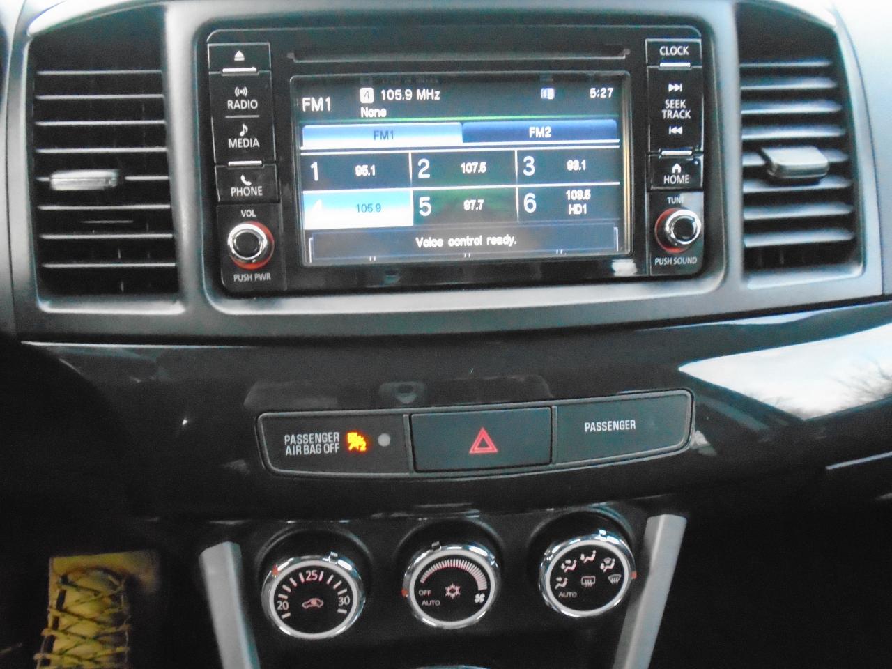 2017 Mitsubishi Lancer 4dr Sdn CVT ES FWD - Photo #10