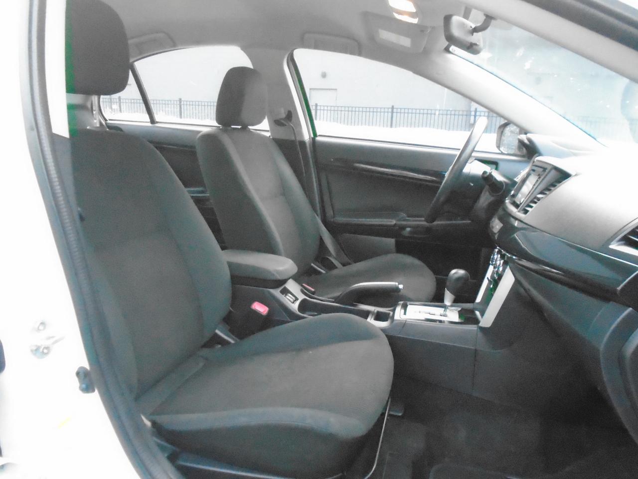 2017 Mitsubishi Lancer 4dr Sdn CVT ES FWD - Photo #16