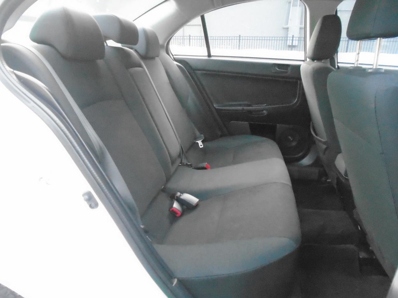 2017 Mitsubishi Lancer 4dr Sdn CVT ES FWD - Photo #19