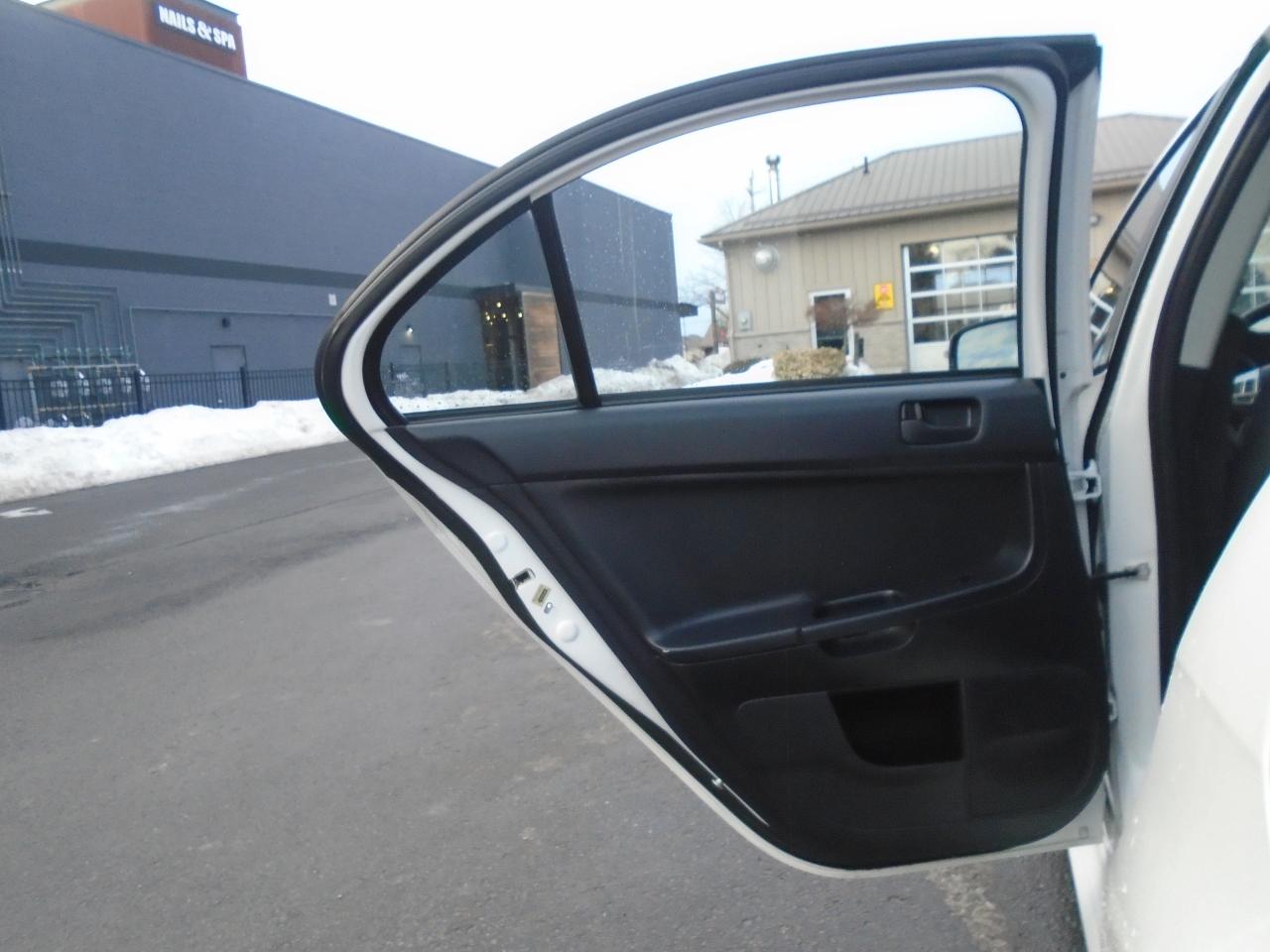 2017 Mitsubishi Lancer 4dr Sdn CVT ES FWD - Photo #20