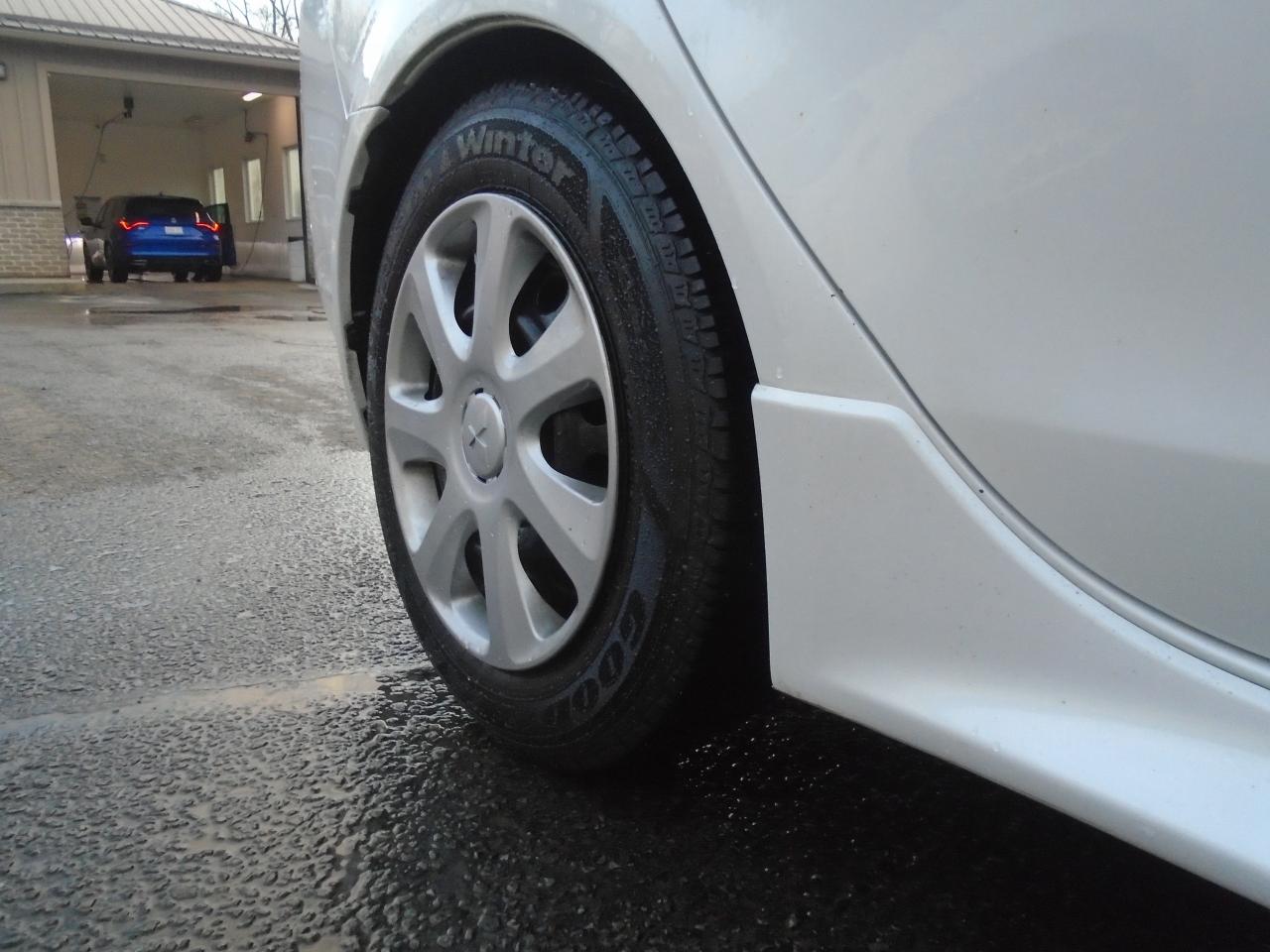 2017 Mitsubishi Lancer 4dr Sdn CVT ES FWD - Photo #25