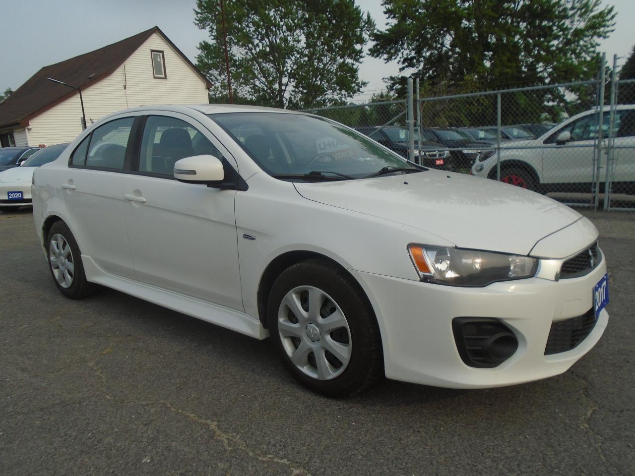 2017 Mitsubishi Lancer 4dr Sdn CVT ES FWD Photo3