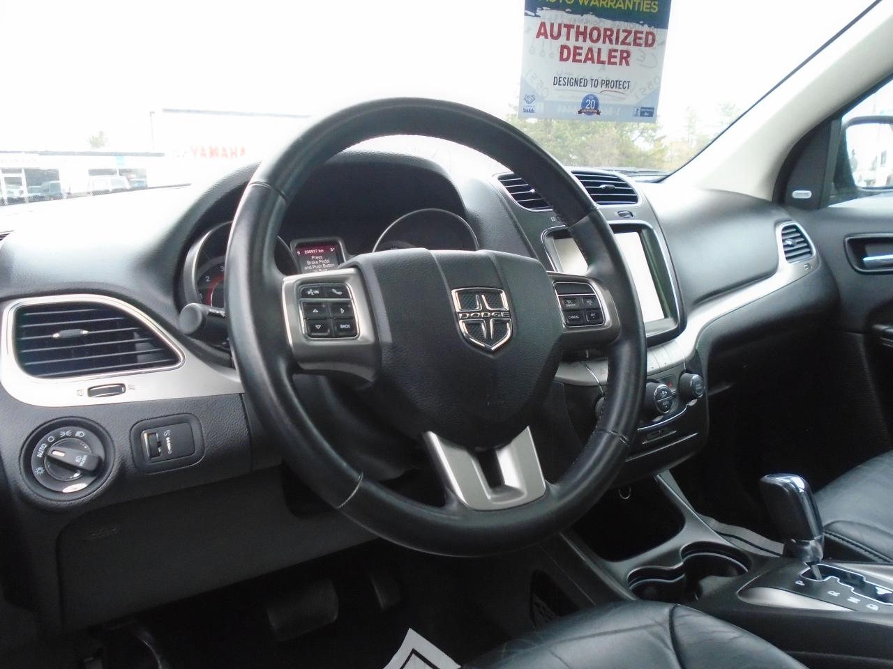 2018 Dodge Journey Crossroad AWD - Photo #7