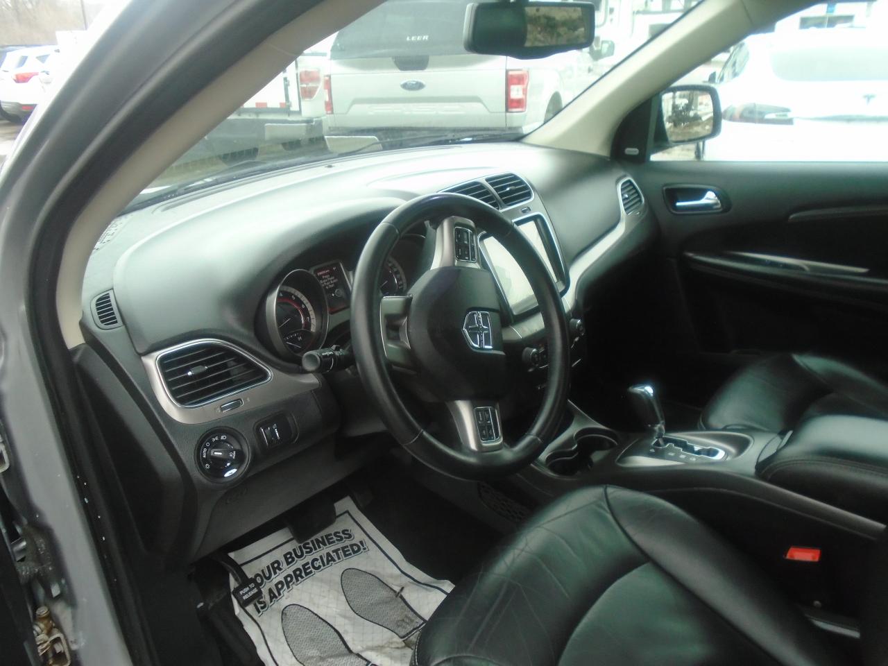 2018 Dodge Journey Crossroad AWD - Photo #6