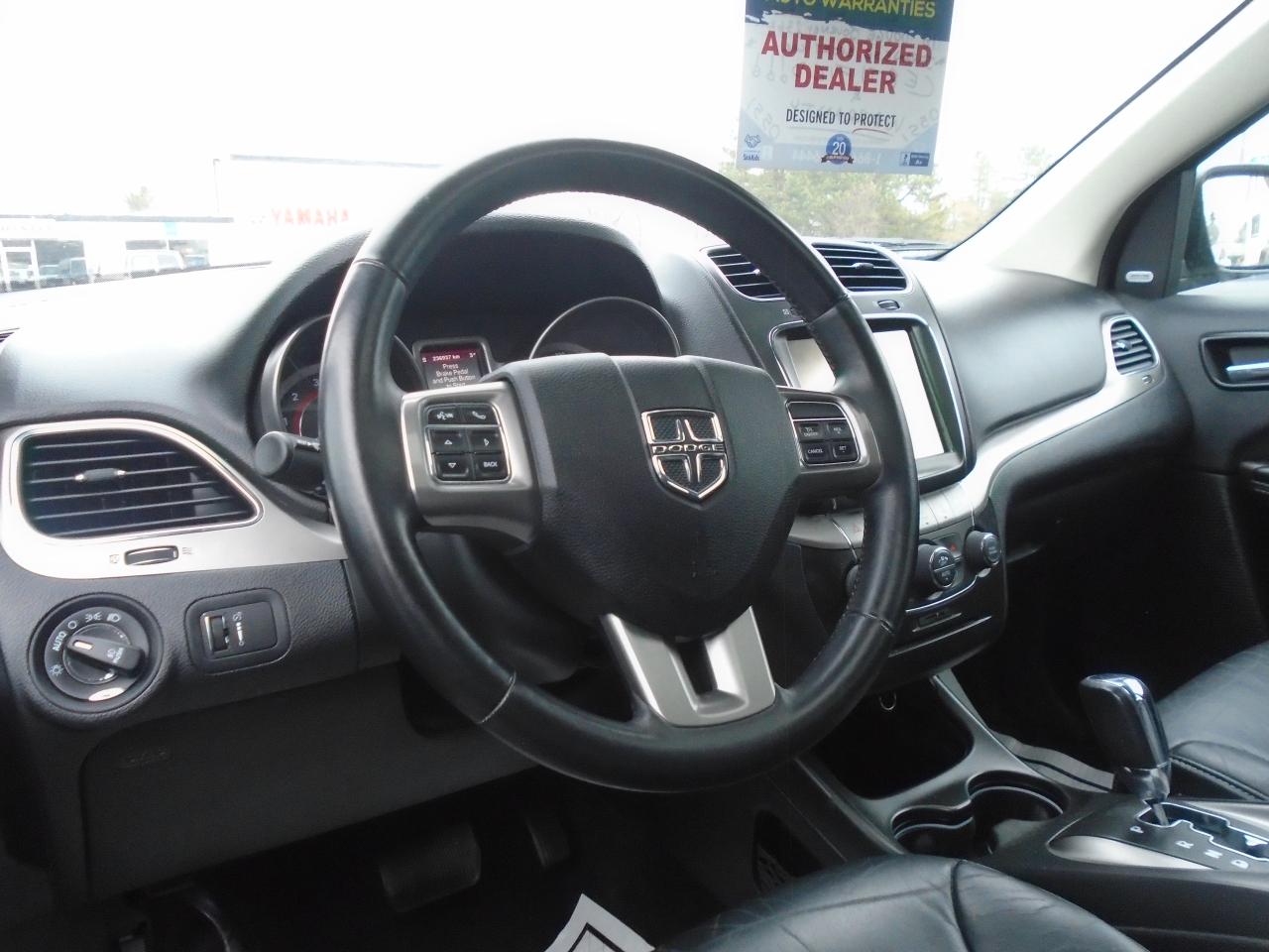 2018 Dodge Journey Crossroad AWD - Photo #7