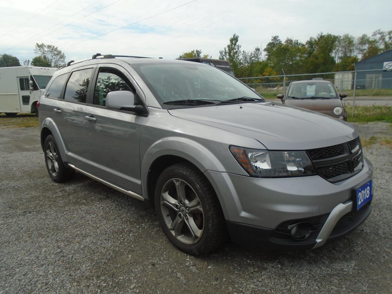2018 Dodge Journey Crossroad AWD 7 PASS. - Photo #3