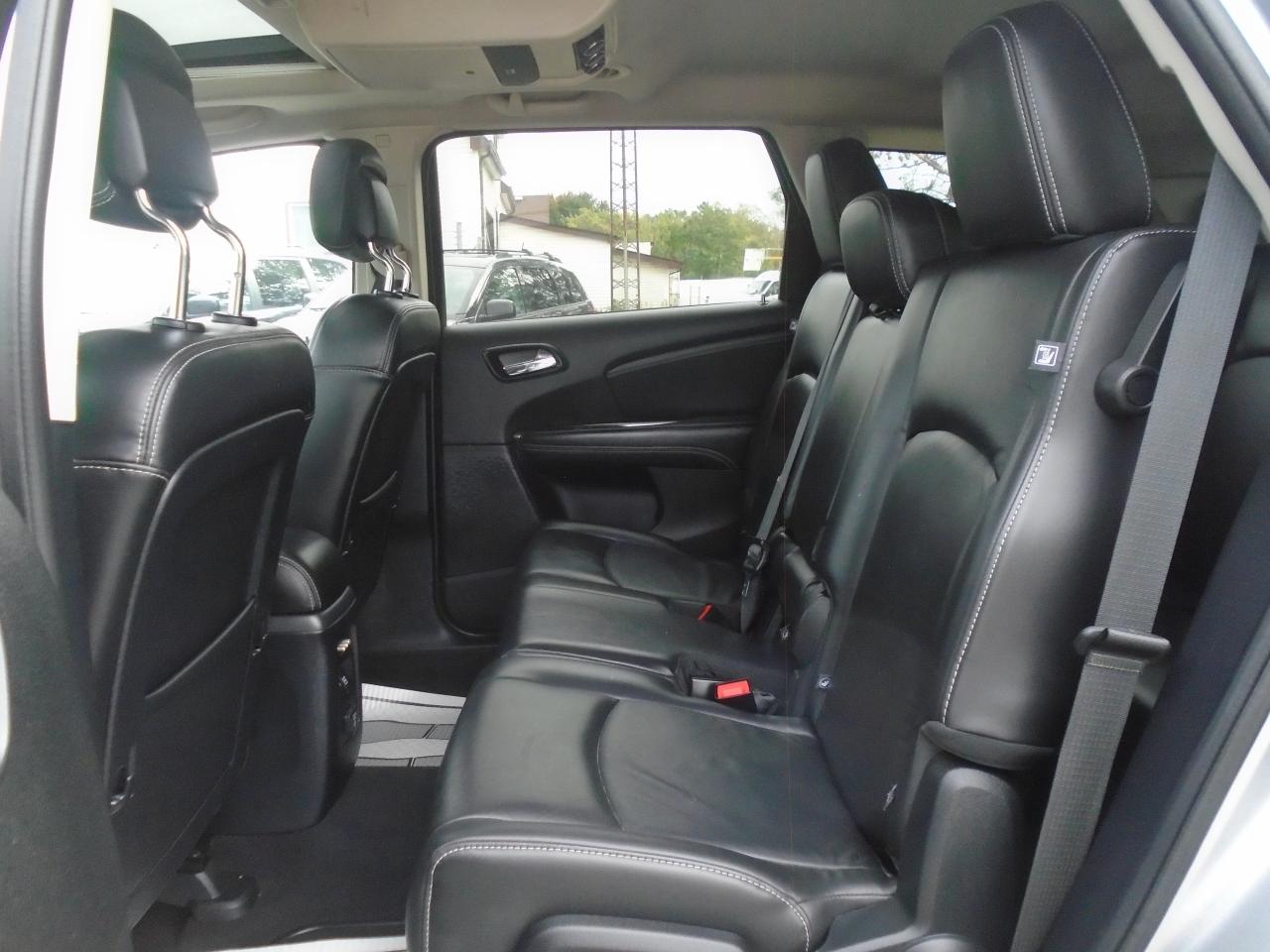 2018 Dodge Journey Crossroad AWD 7 PASS. - Photo #30