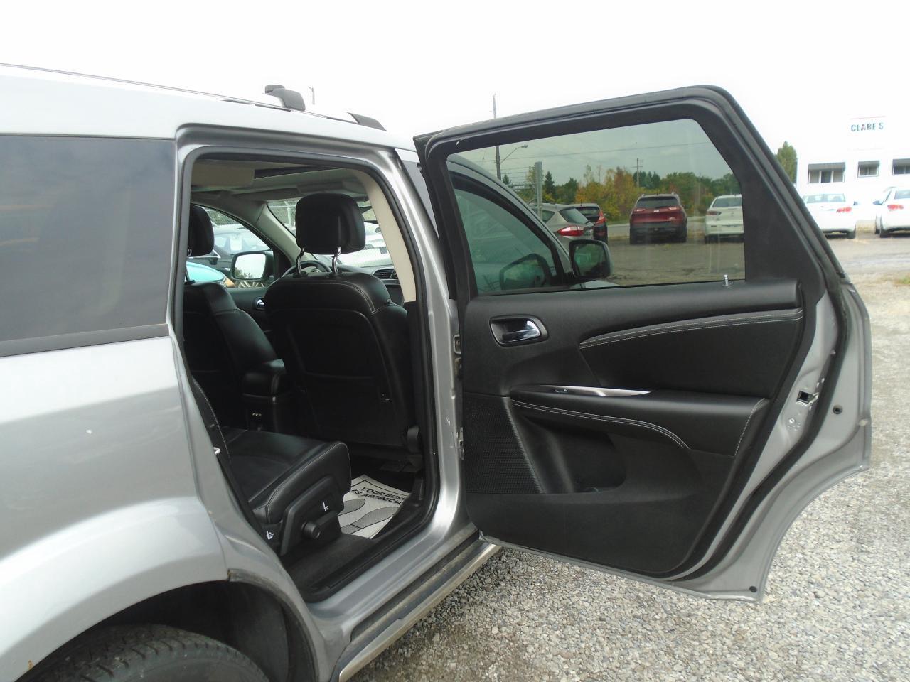 2018 Dodge Journey Crossroad AWD 7 PASS. + SUNROOF Photo