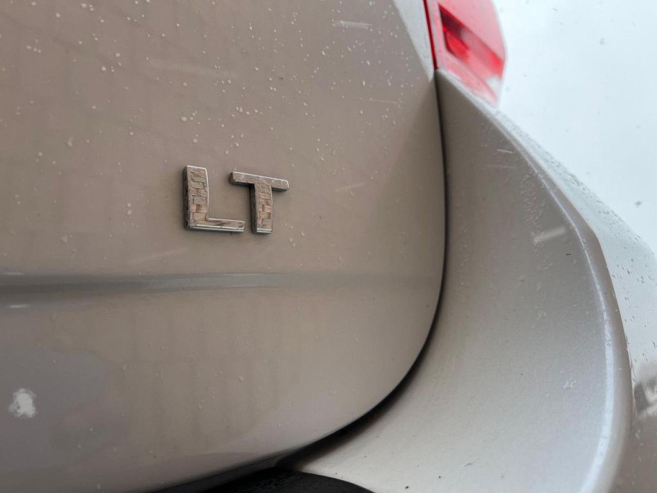2017 Chevrolet Equinox LT | AWD | BACK-UP CAM | HEATED SEATS | POWER TAILGATE | - Photo #14