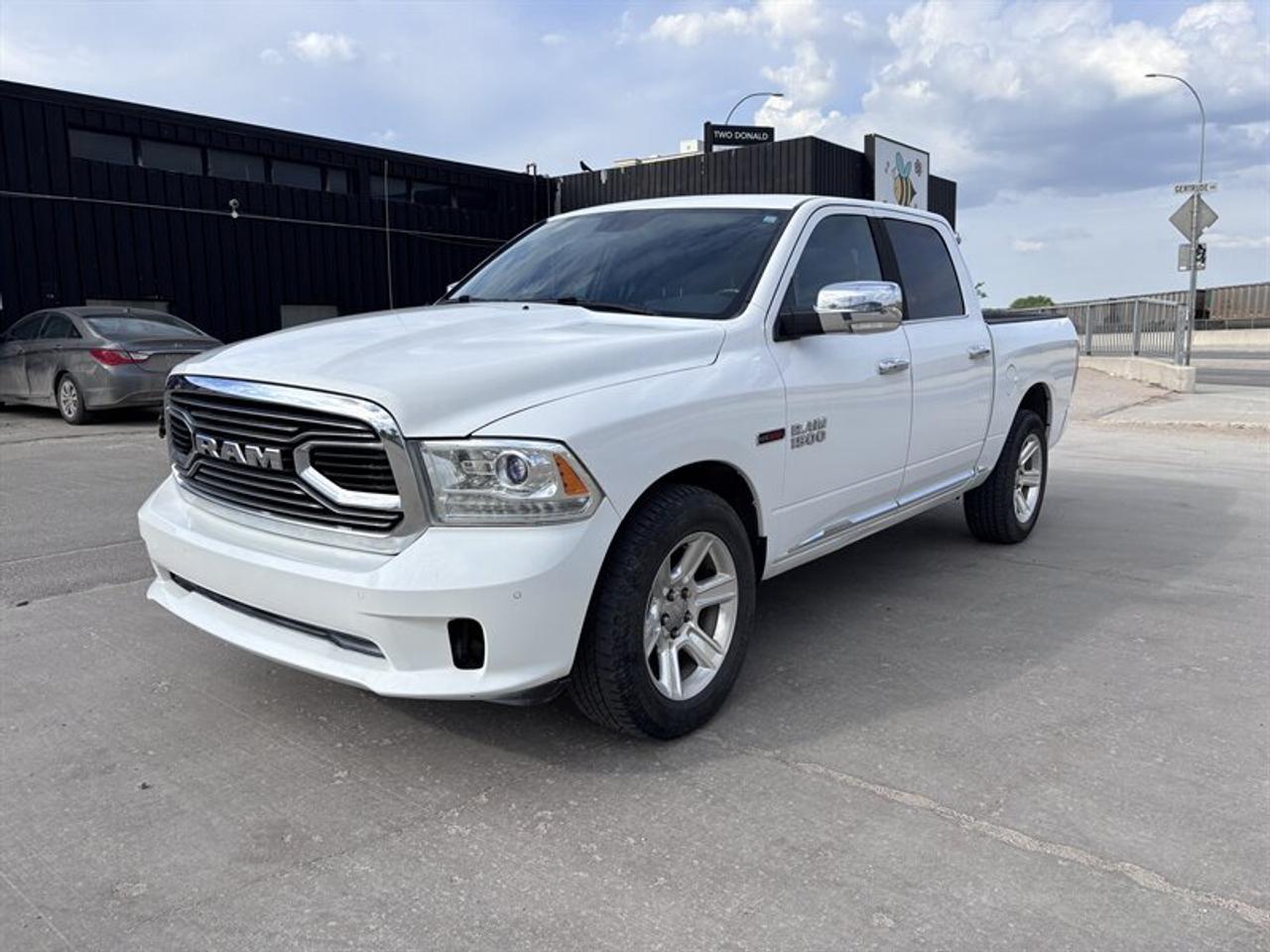 2016 DODGE RAM LIMITED DIESEL  27 MPG  3.0 l eco diesel   Fully loaded all option Power heated and vented seats Power sunroof Navigation Air ride suspension  Auto 4wd Leather interior Climate control   It has all the options LIMITED RAM  JUST SAFETIED 193,000km  $26,988 Finance and up to 4 year warranty available  Sale Priced at $22,988 firm and final