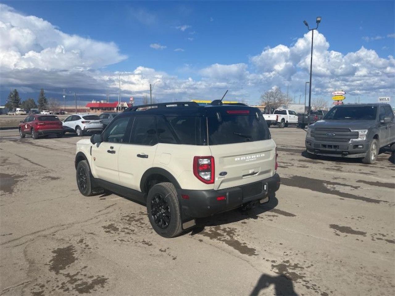 2025 Ford Bronco Sport Badlands  - Sunroof Photo5