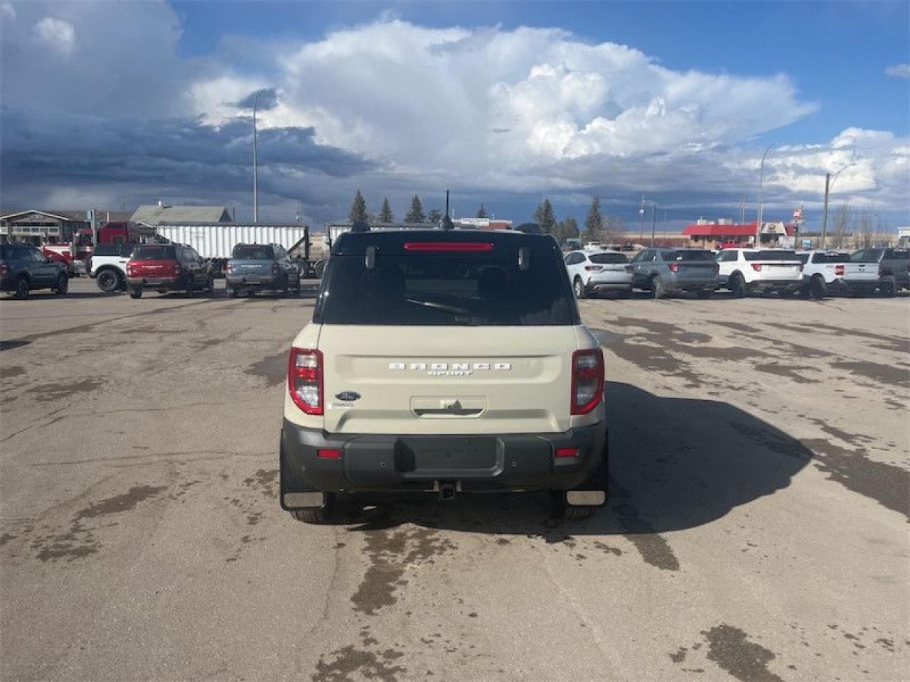 2025 Ford Bronco Sport Badlands  - Sunroof Photo5