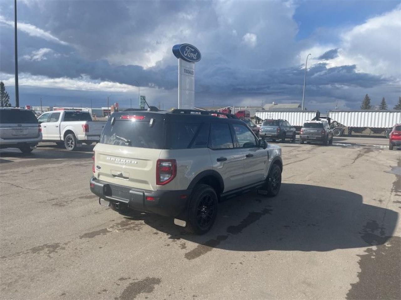 2025 Ford Bronco Sport Badlands  - Sunroof Photo5
