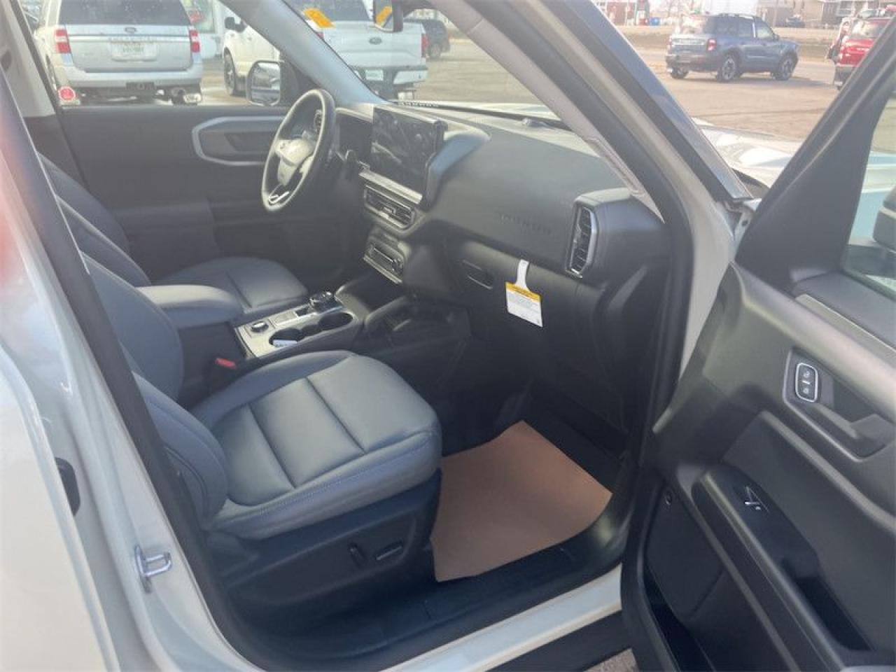 2025 Ford Bronco Sport Badlands  - Sunroof Photo5