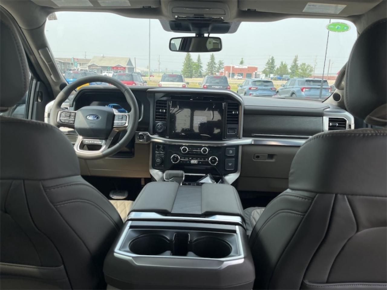 2025 Ford F-150 Platinum  - Leather Seats - 22" Wheels Photo5