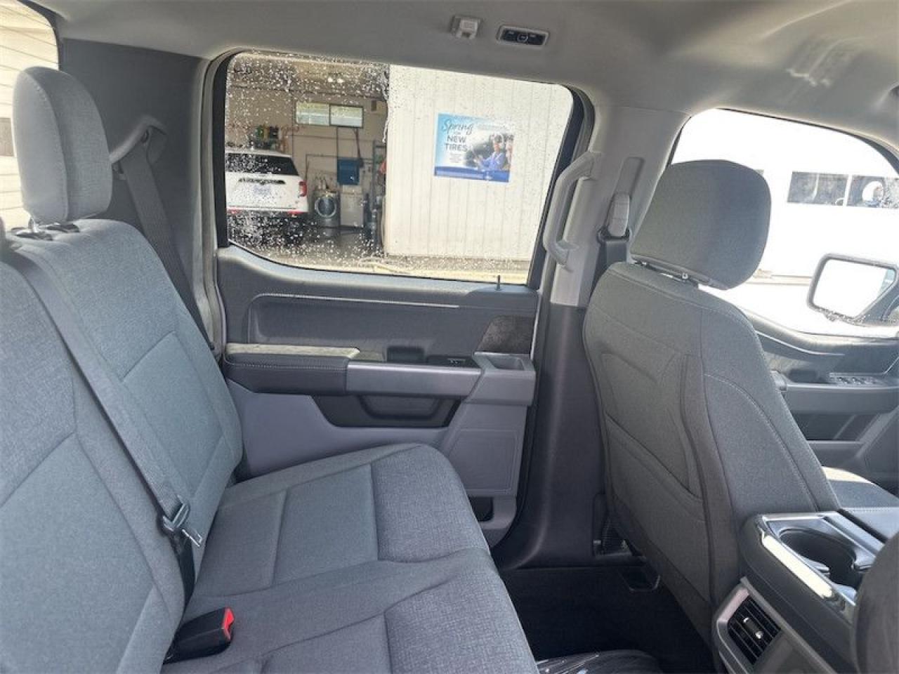 2025 Ford F-150 Lightning XLT  - Tailgate Step Photo5