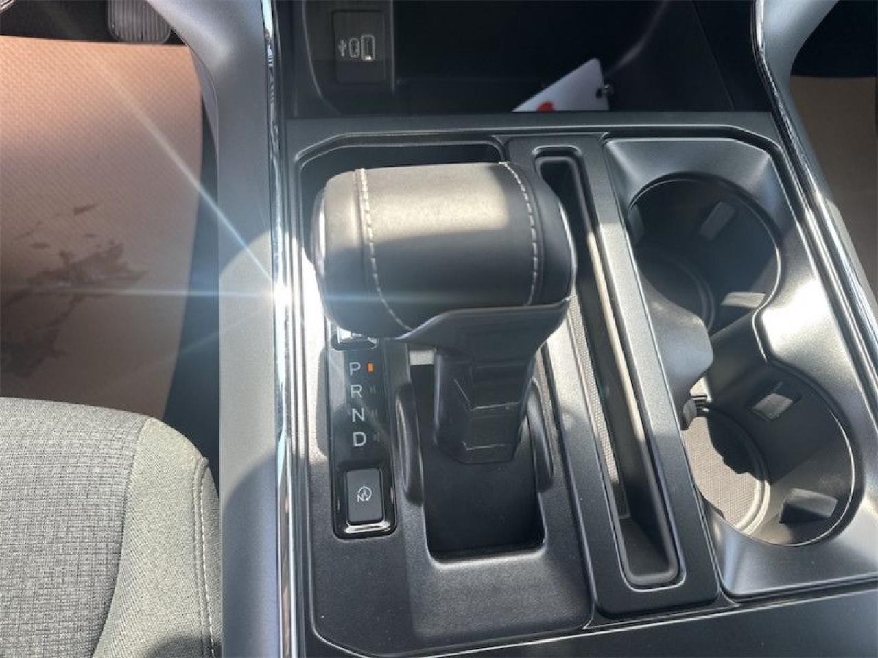 2025 Ford F-150 Lightning XLT  - Tailgate Step Photo5