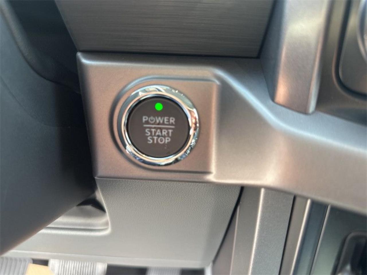 2025 Ford F-150 Lightning XLT  - Tailgate Step Photo5
