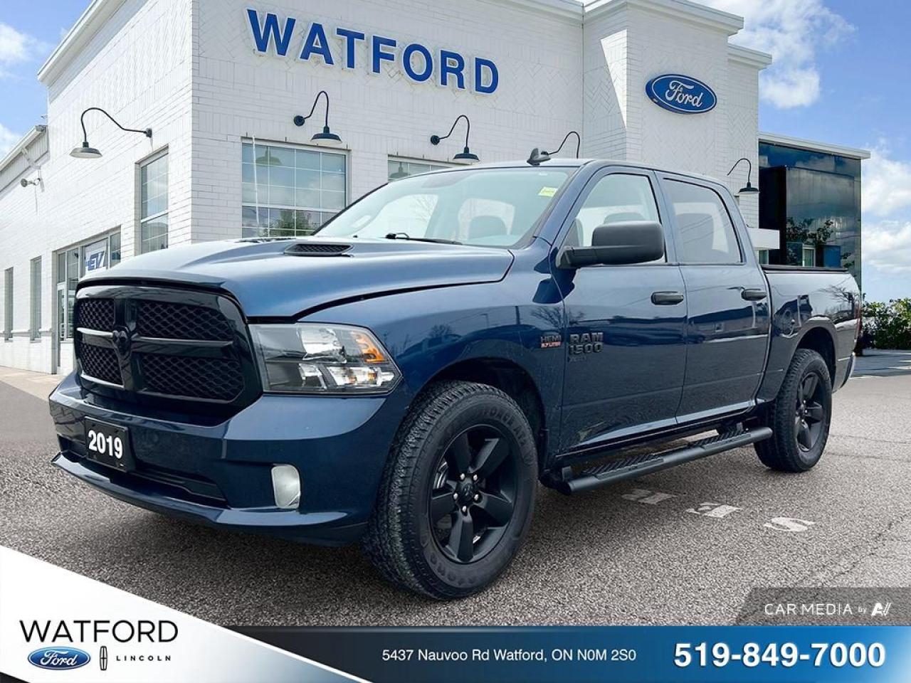 Used 2019 RAM 1500 Classic Express cabine d'équipe 4x4 caisse de 5 pi 7 po for sale in Watford, ON