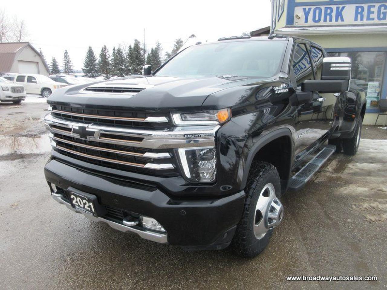 Used 2021 Chevrolet Silverado 3500 1-TON HIGH-COUNTRY-EDITION 5 PASSENGER 6.6L - DURAMAX.. 4X4.. CREW-CAB.. 8-FOOT-DUALLY.. NAVIGATION.. SUNROOF.. LEATHER.. POWER MIRRORS.. for sale in Bradford, ON