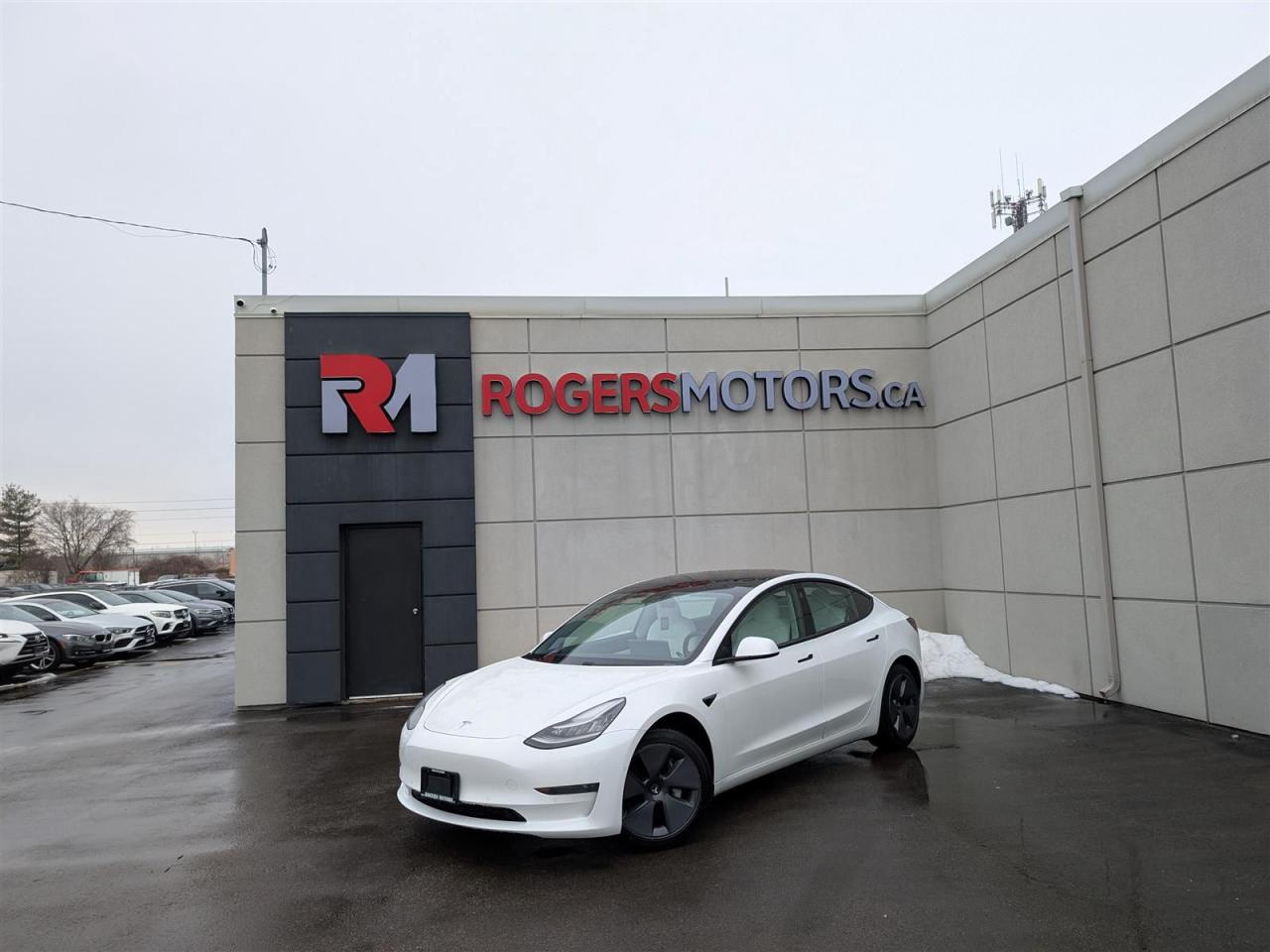 Used 2021 Tesla Model 3 STANDARD RANGE PLUS - WHITE INTERIOR for sale in Oakville, ON