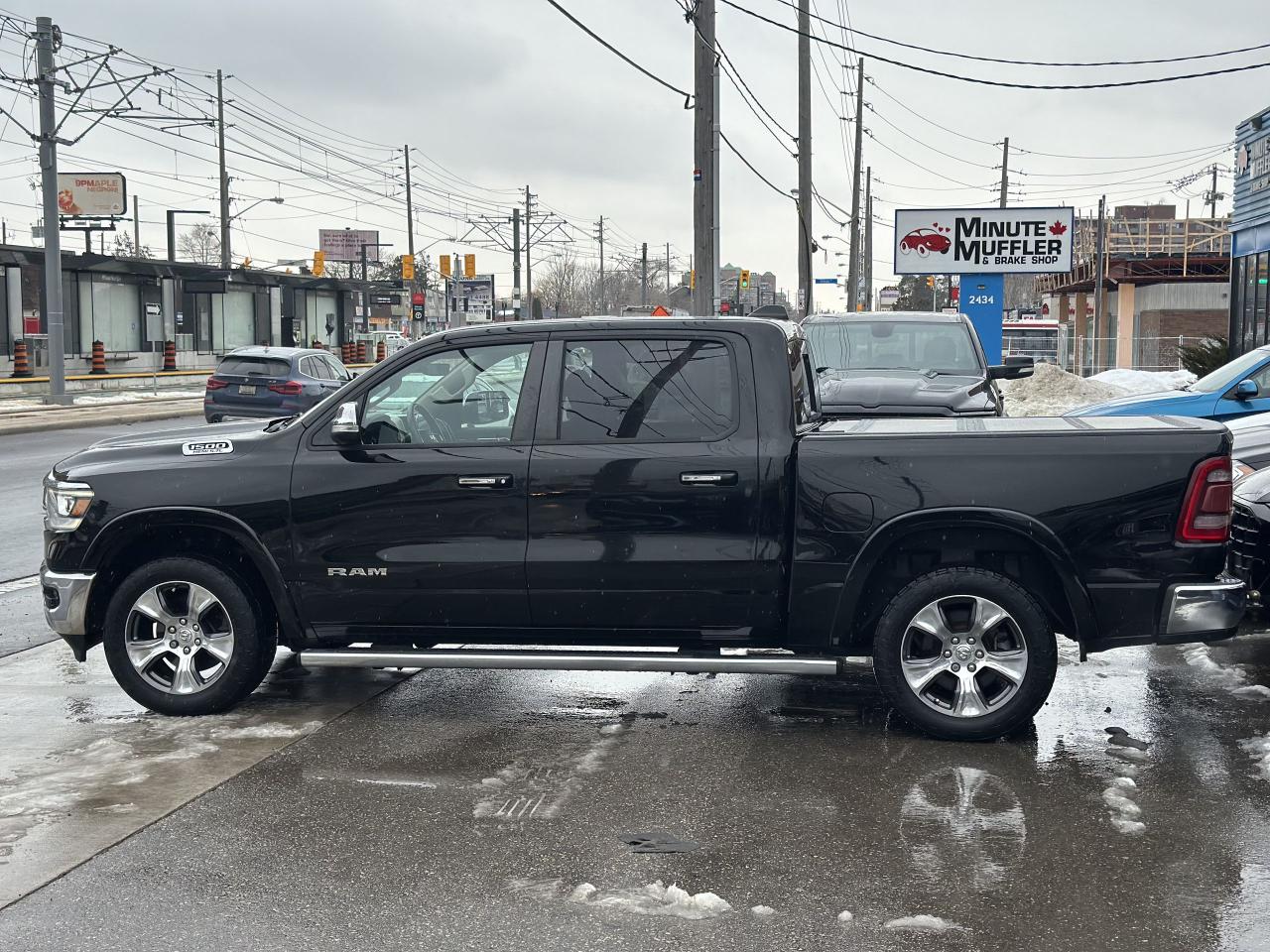 2019 RAM 1500 LARAMIE | HARMAN KARDON | PANO GLASS - Photo #15
