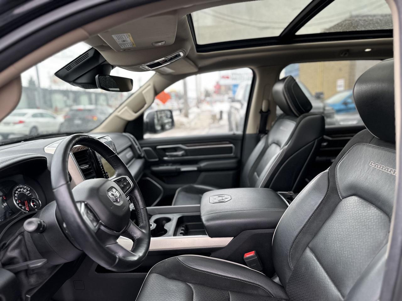 2019 RAM 1500 LARAMIE | HARMAN KARDON | PANO GLASS - Photo #31