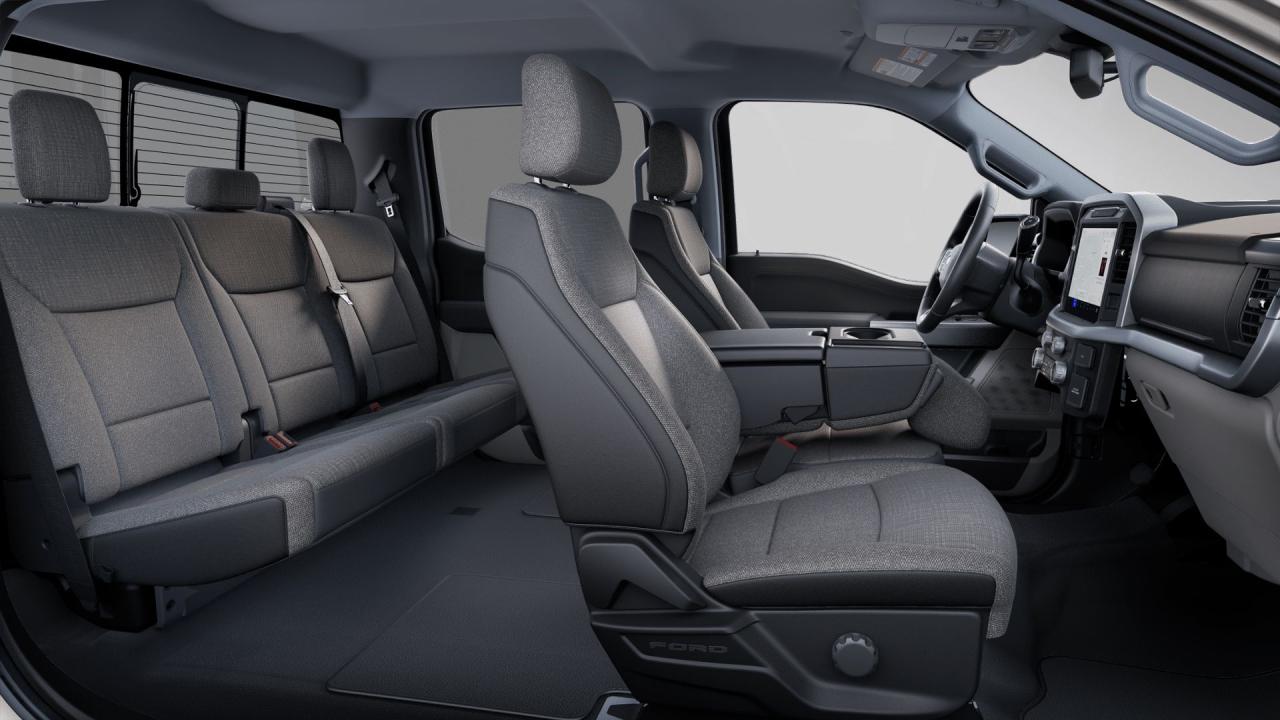 2025 Ford F-150 XLT 4WD SuperCrew 6.5' Box Photo5