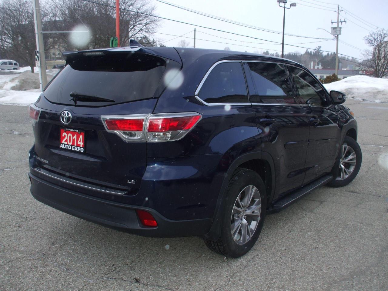 2014 Toyota Highlander LE,Certified,Bluetooth,Backup Camera,8 Passengers - Photo #4