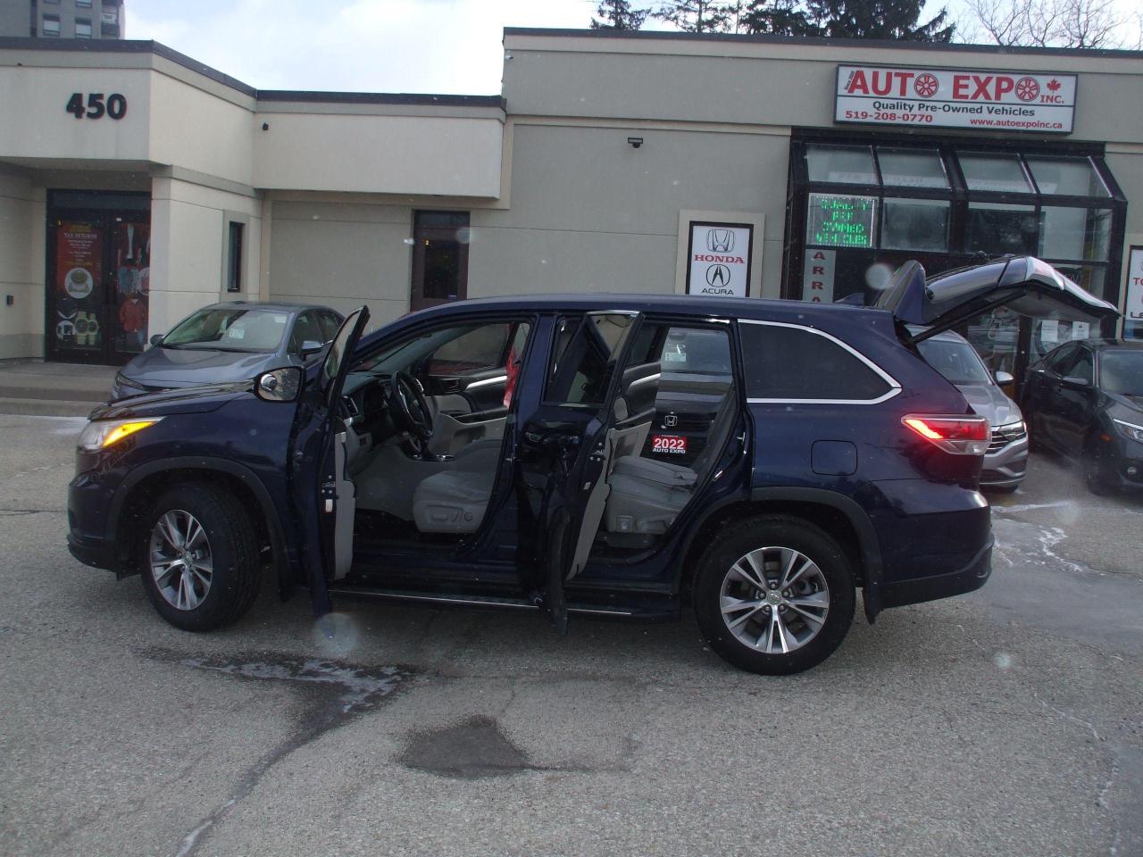 2014 Toyota Highlander LE,Certified,Bluetooth,Backup Camera,8 Passengers - Photo #15